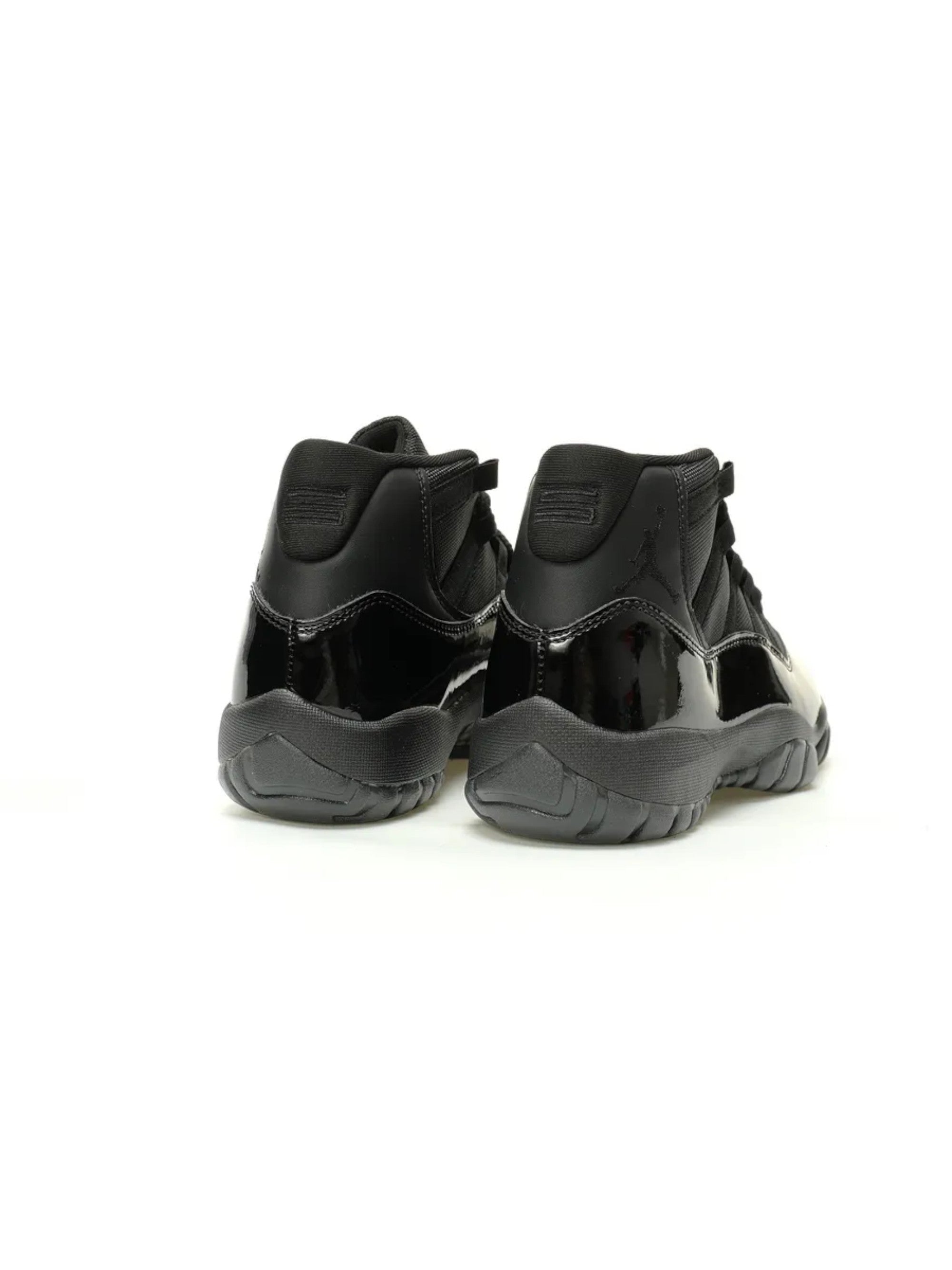 Jordan 11 'Black'